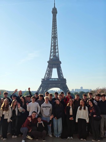 676179417_1722100732095626_5467600292539292223_n