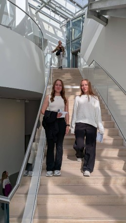 677377918_1722101415428891_1041416994581208344_n