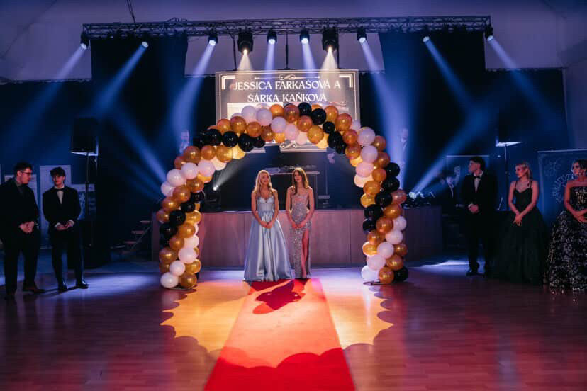 FB9CB3DE-6AE1-4FAA-9867-79FB8B46353C